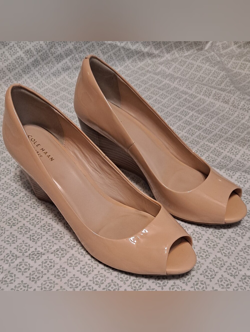 Cole Haan Nude Patent Peep-Toe Wedges Sz 9.5